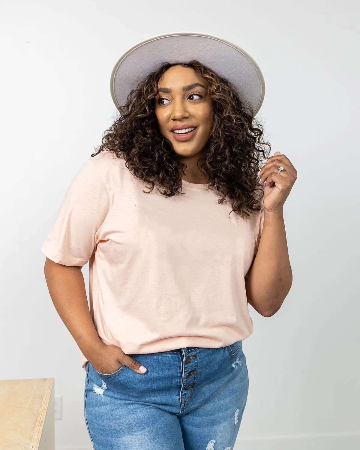 Tessa Crewneck Boyfriend Tee | XS-2XL